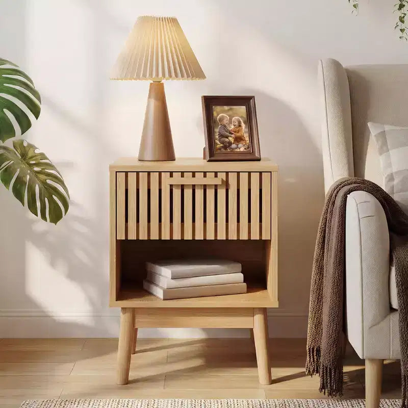 Table de chevet bohème avec tiroir à lattes en bois et étagère ouverte, petite table d'appoint pour chambre, salon et dortoir, idéale pour les petits espaces