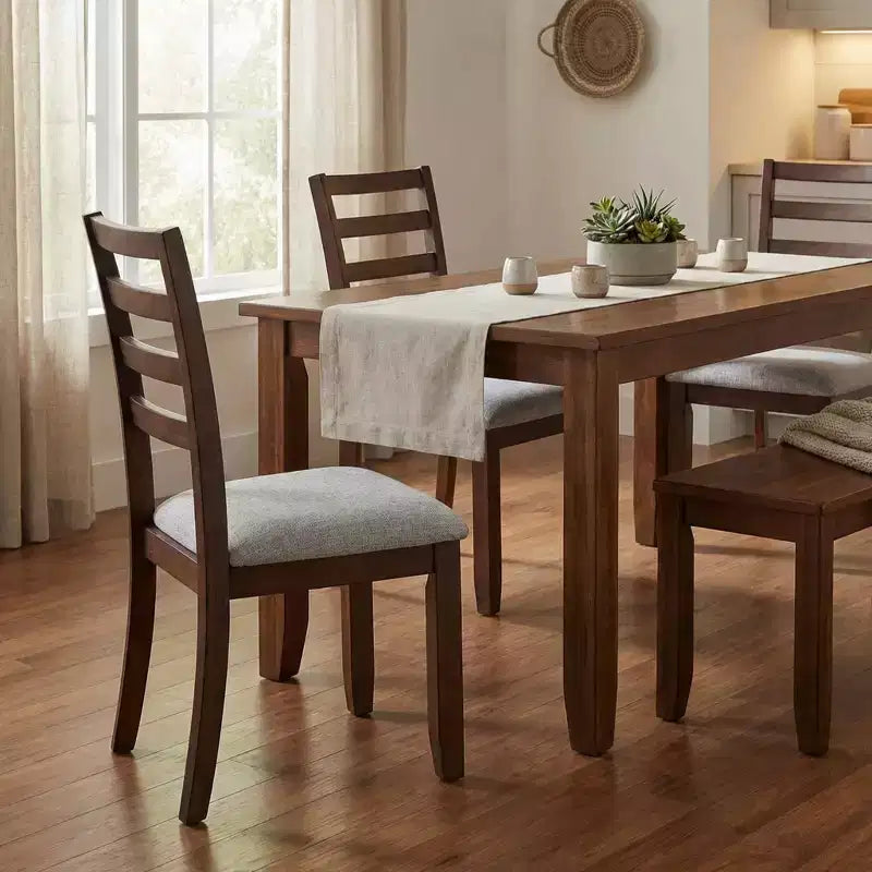Chaise de salle à manger contemporaine en bois rembourrée